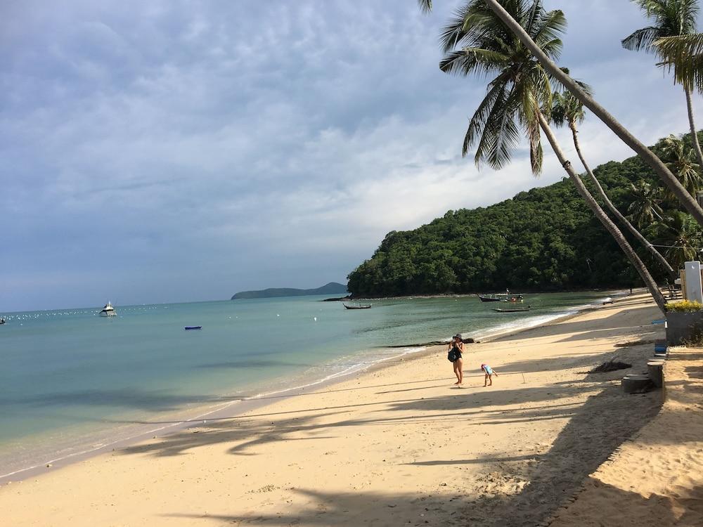 Sansuko Ville Panwa Beach Exterior foto